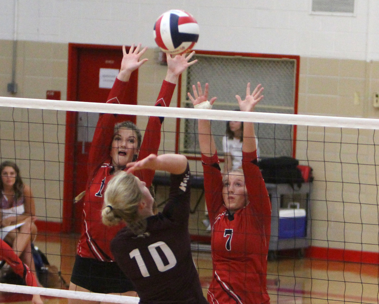 Menomonie at Chi-Hi volleyball 9-6-18